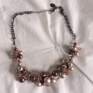 Bead cluster collar necklace